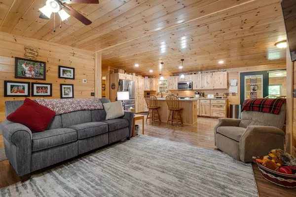 2614 Distillery Rd, Greenbrier, TN 37073