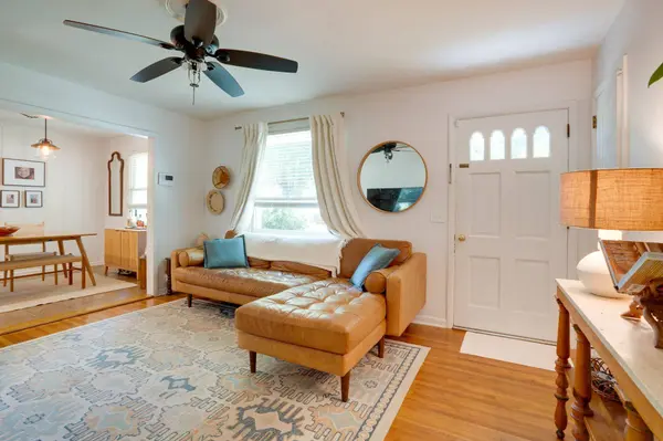 498 Whispering Hills Dr, Nashville, TN 37211