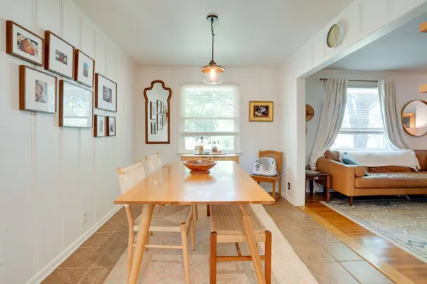 498 Whispering Hills Dr, Nashville, TN 37211