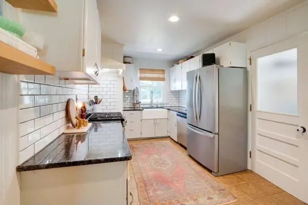 498 Whispering Hills Dr, Nashville, TN 37211