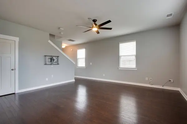 6005 Sentinel Dr, Spring Hill, TN 37174