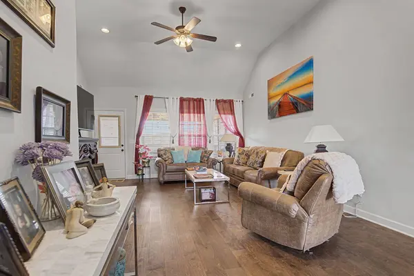 7920 Peridot Cir, Murfreesboro, TN 37127