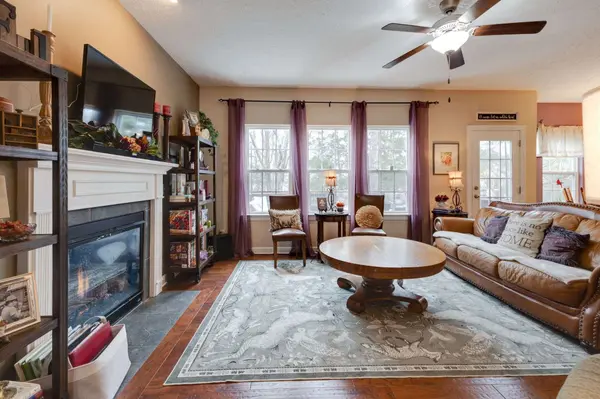 1212 Sundown Ct, Antioch, TN 37013