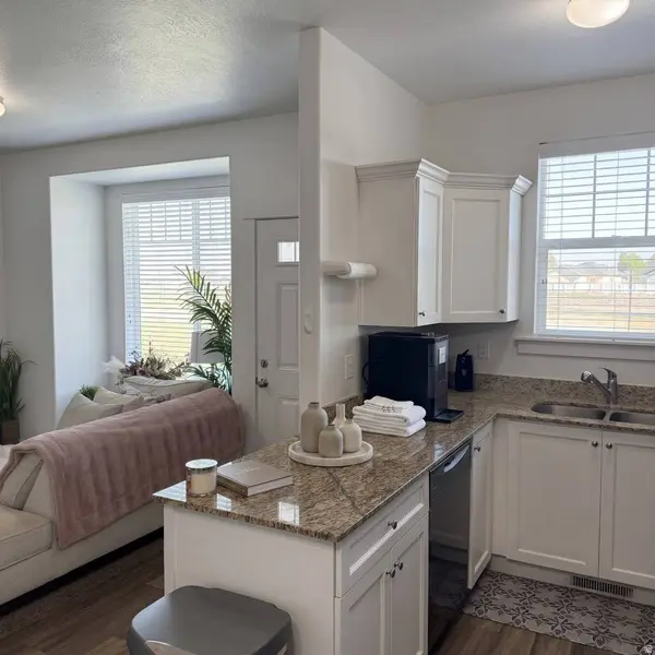 1772 E SKYLINE DR N #L3, Eagle Mountain, UT 84005
