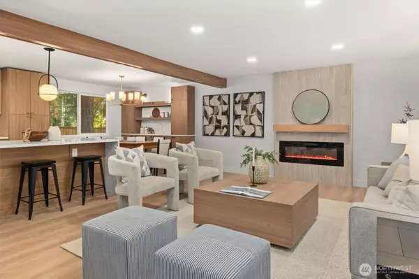 10406 115th PL NE, Kirkland, WA 98033