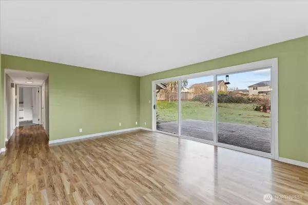 3333 172nd ST SW, Lynnwood, WA 98037