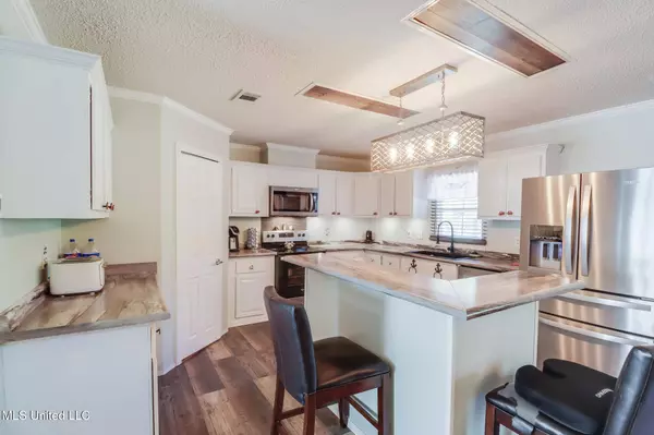 23271 Road 508, Saucier, MS 39574