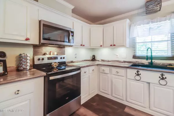 23271 Road 508, Saucier, MS 39574