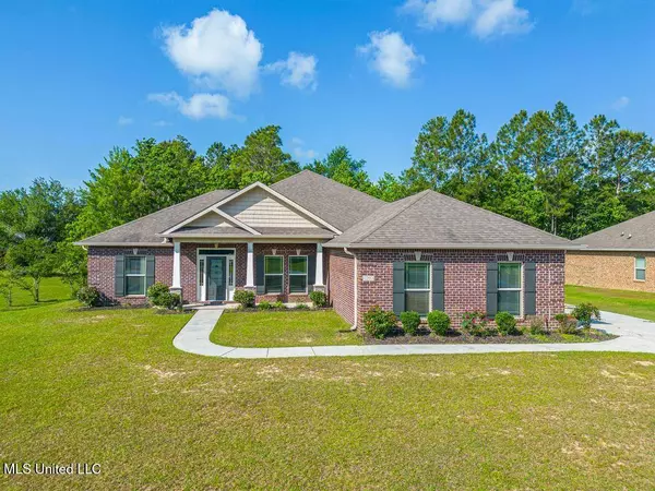 12001 Poplar Drive, Vancleave, MS 39565