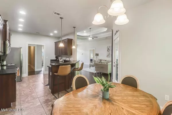 12001 Poplar Drive, Vancleave, MS 39565