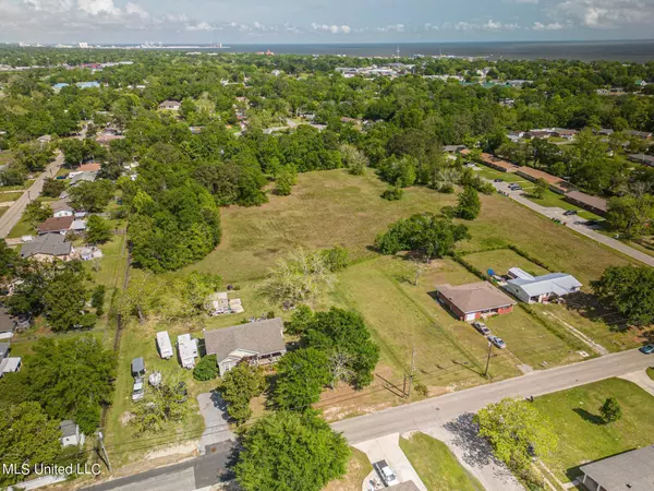 Alexander Avenue, Long Beach, MS 39560