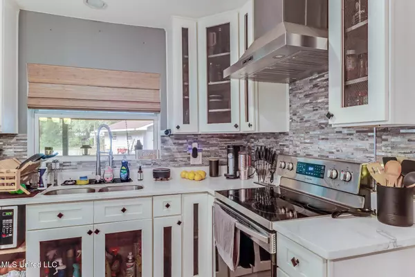 3347 N Highway 43, Picayune, MS 39466