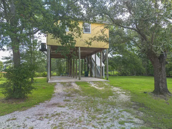 10450 Highway 603, Bay Saint Louis, MS 39520