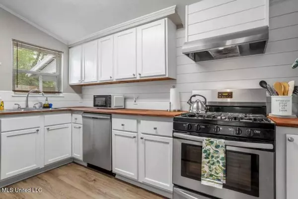 1807 Curcor Drive, Gulfport, MS 39507