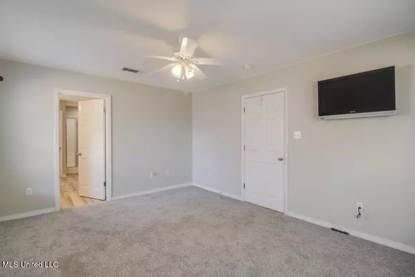 14886 E Shadow Creek Drive, Biloxi, MS 39532