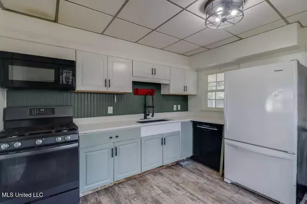 1737 Ridgeway Drive, Biloxi, MS 39531