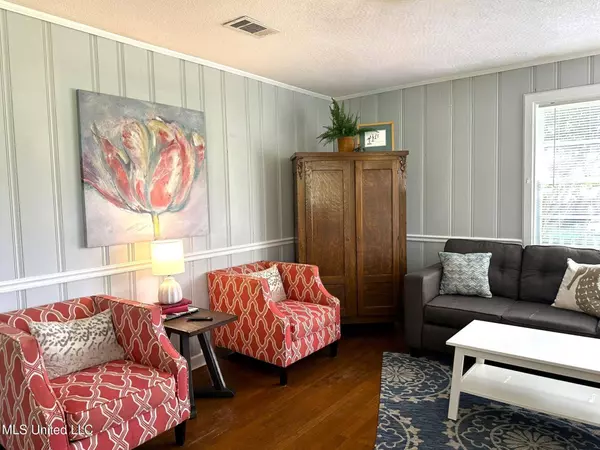 1323 3rd Street, Gulfport, MS 39501