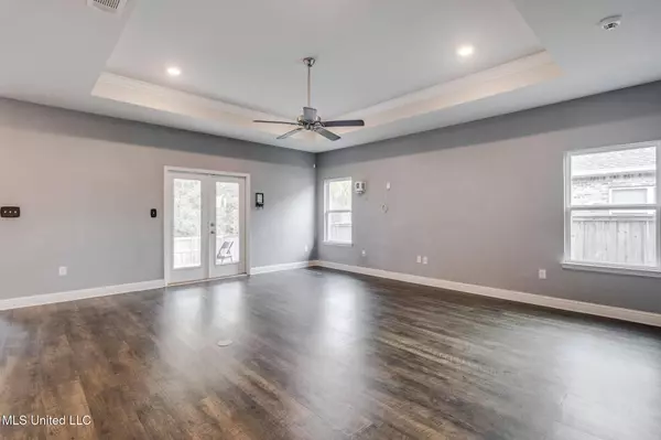 6022 Seagull Drive, Long Beach, MS 39560