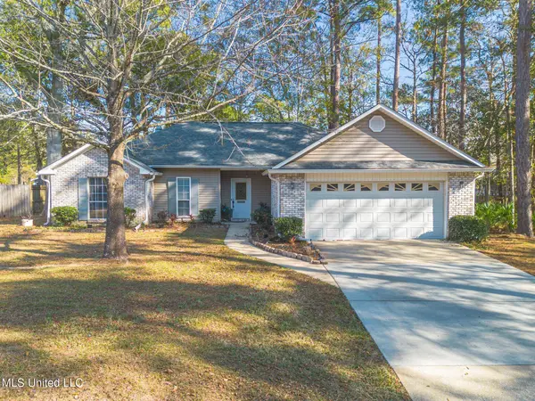 3424 N 5th Street, Ocean Springs, MS 39564
