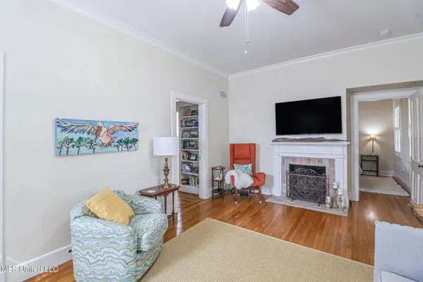 145 Saint Francis Street, Biloxi, MS 39530