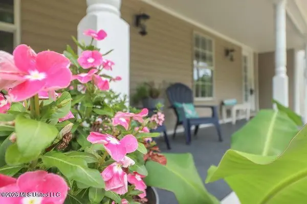 912 Maple Street, Waveland, MS 39576