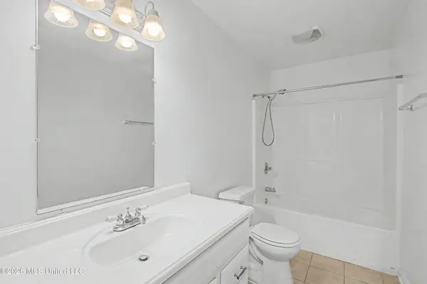 124 30th 1/2 Street #B, Gulfport, MS 39507