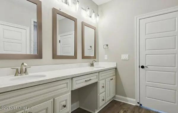 16810 W Landon Green Circle, Gulfport, MS 39503