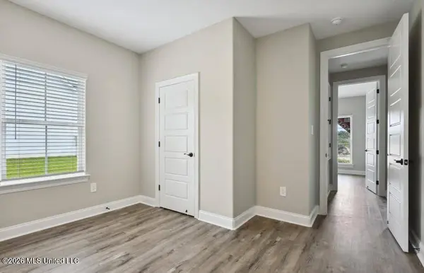 16810 W Landon Green Circle, Gulfport, MS 39503