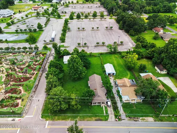 3186 Race Track Road, D'iberville, MS 39540