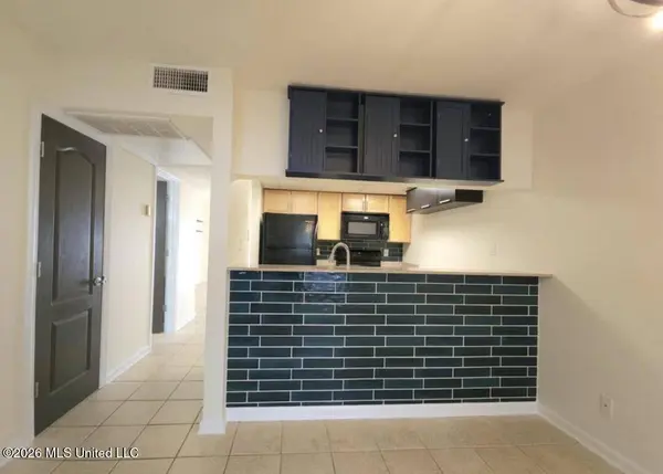 3230 Cumberland Road #42, Ocean Springs, MS 39564