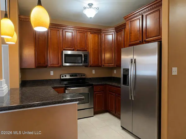 17063 Palm Ridge Drive, D'iberville, MS 39540