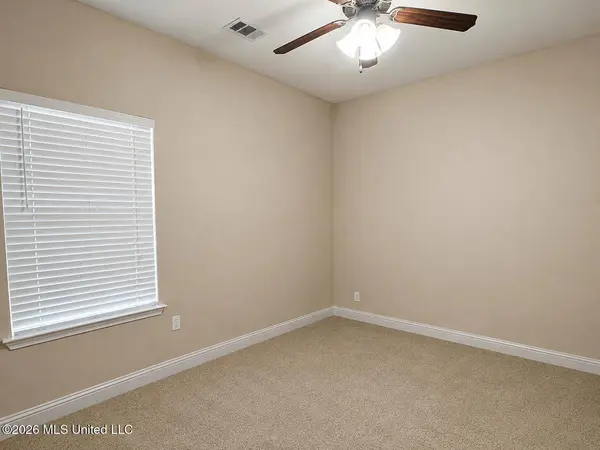 17063 Palm Ridge Drive, D'iberville, MS 39540
