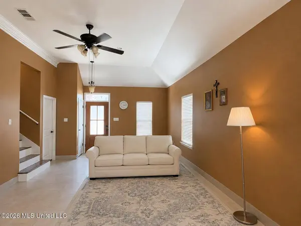 17063 Palm Ridge Drive, D'iberville, MS 39540