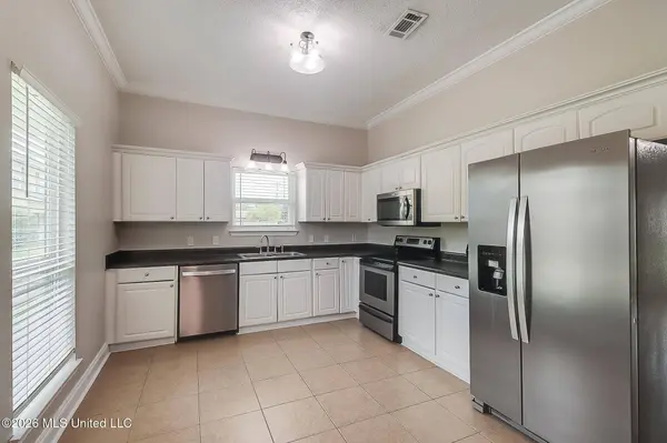 410 Old Spanish Trail, Waveland, MS 39576