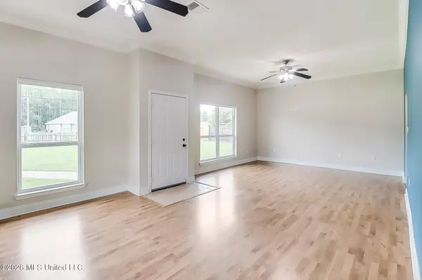 410 Old Spanish Trail, Waveland, MS 39576