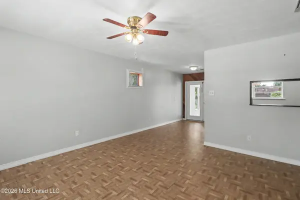 4625 Hilltop Drive, Ocean Springs, MS 39564