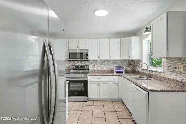 10616 Oak Street, Vancleave, MS 39565