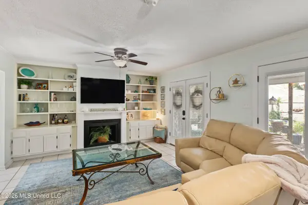 928 Courthouse Road #23, Gulfport, MS 39507