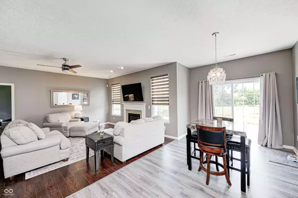 1187 Blackthorne TRL S, Plainfield, IN 46168