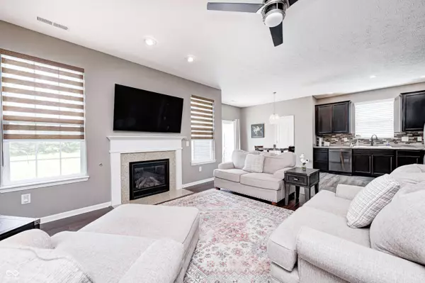 1187 Blackthorne TRL S, Plainfield, IN 46168