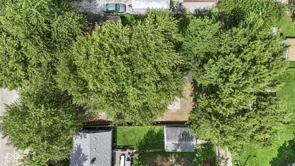 1225 N Somerset AVE, Indianapolis, IN 46222