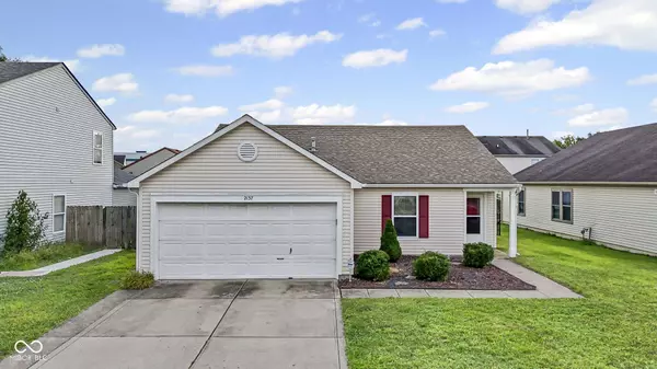 2137 Westmere DR, Plainfield, IN 46168