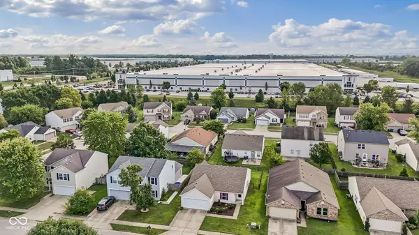 2137 Westmere DR, Plainfield, IN 46168