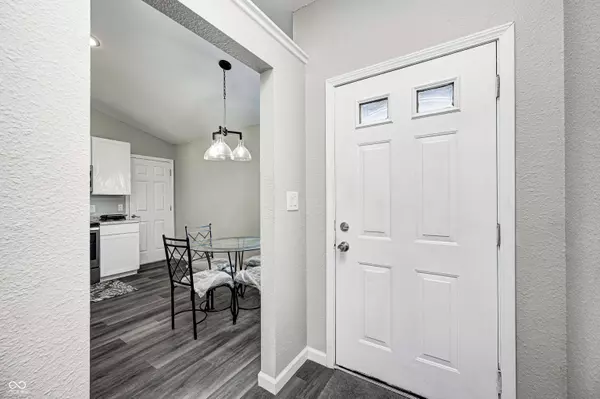 141 E Brixton Woods DR, Pittsboro, IN 46167