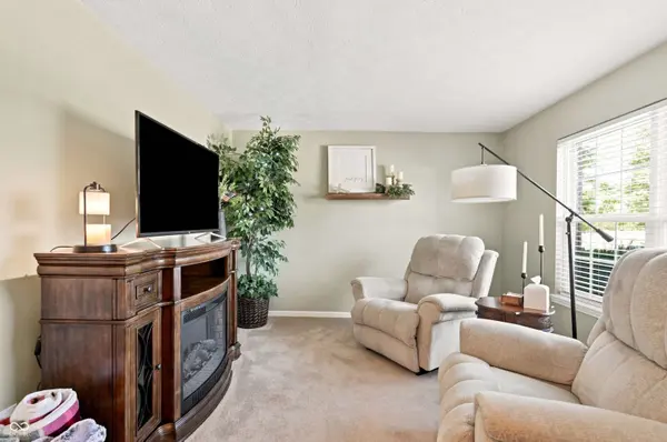 5435 Reston DR, Plainfield, IN 46168
