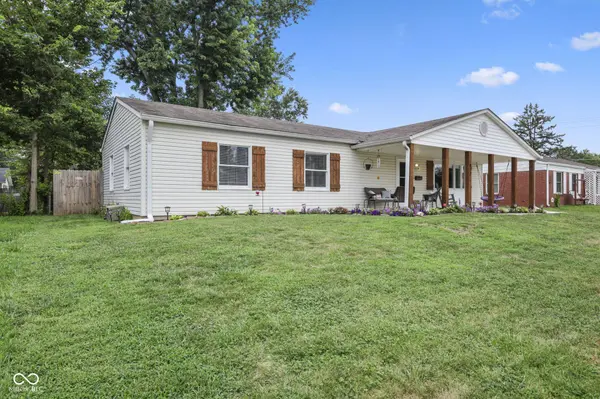 812 Longfellow LN, Plainfield, IN 46168