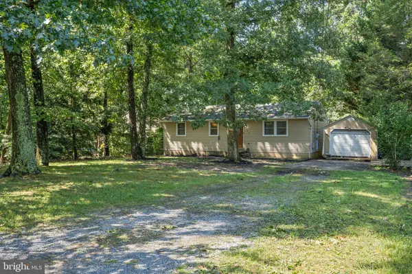 1319 HERBERT BLVD, Williamstown, NJ 08094