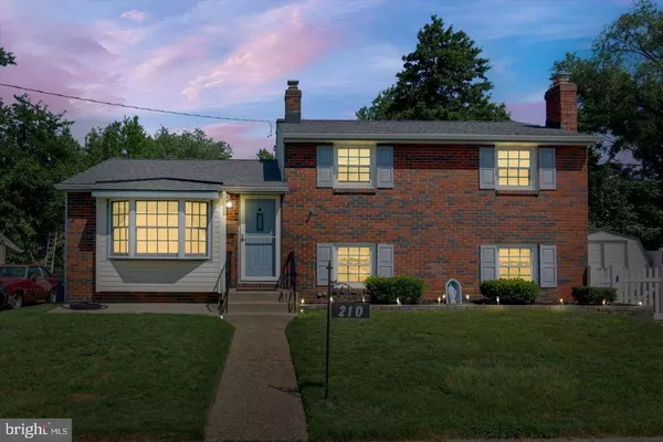 210 MCCLELLAND AVE, Bellmawr, NJ 08031