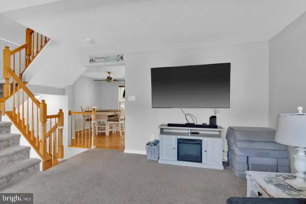 105 MILLSTREAM RD, Pine Hill, NJ 08021