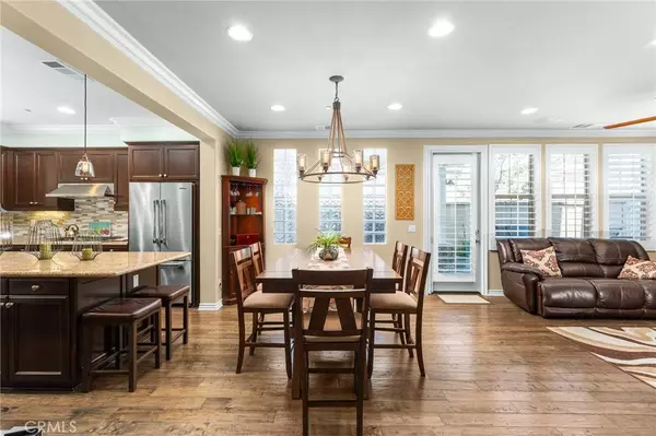 8284 Kendall DR, Huntington Beach, CA 92646